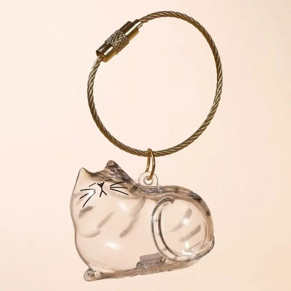 جاکلیدی با مخزن موی گربه Keychain With Cat Hair Container